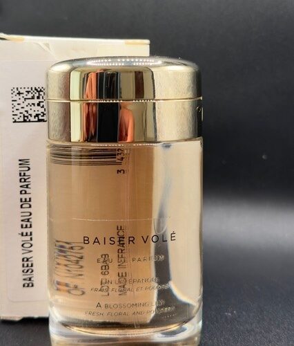 Alternative view of Cartier Baiser Volé EDP tester